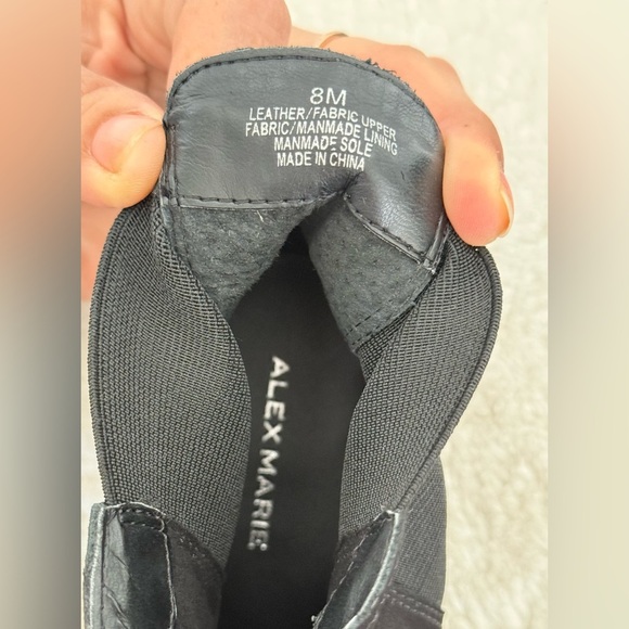 ALEX MARIE Black ankle Suede Leather Booties – Size 8 - Picture 6 of 7